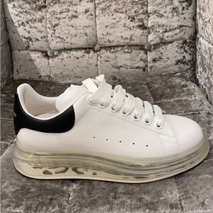 ALEXANDER MCQUEEN
Runway Bubble Trainers